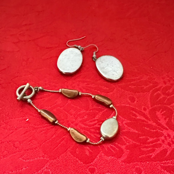 Jewelry - Elegant Silver Tone and Copper Jewelry Set
